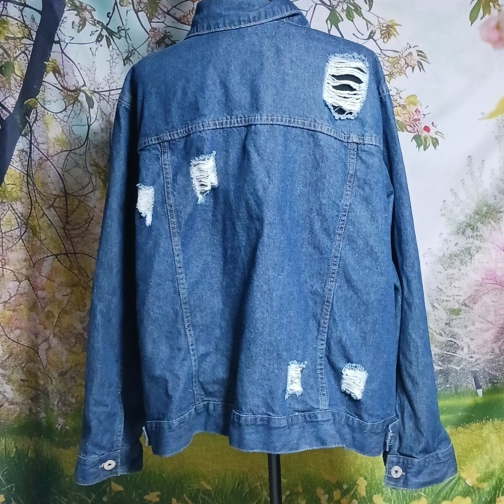 Cato distressed blue Jean jacket with diamonds/ pearls size 26-28 - Picture 4 of 9